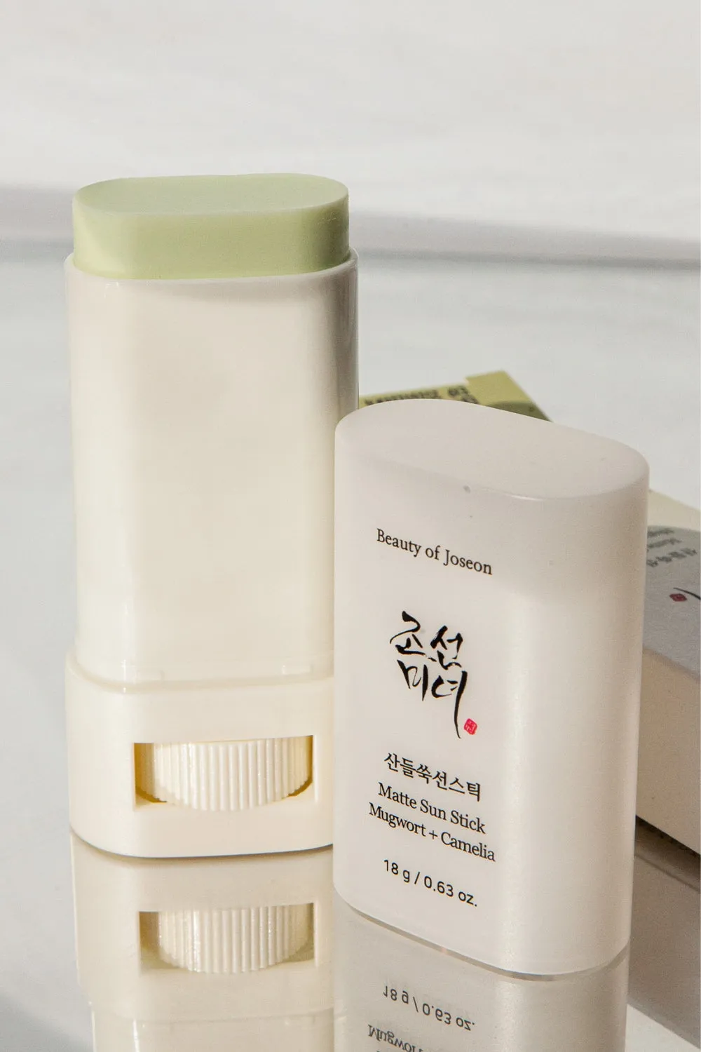 Beauty of Joseon Sunscreen Stick - Matte Sun Stick (Mugwort   Camelia) - 18g