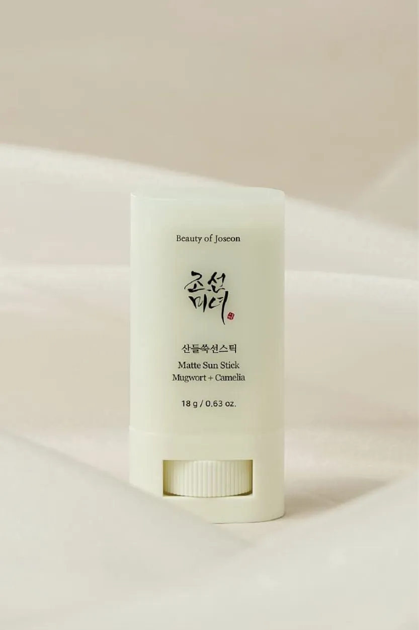 Beauty of Joseon Sunscreen Stick - Matte Sun Stick (Mugwort   Camelia) - 18g